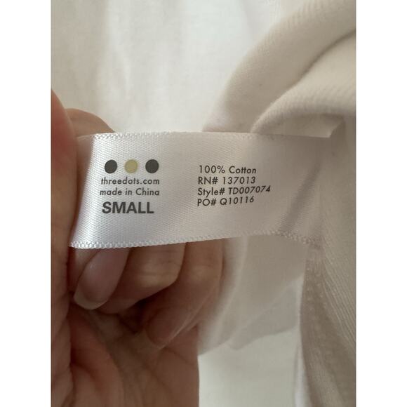 NWD Three Dots White V Neck 3/4 Sleeve T-Shirt Women’s Size Small - Picture 5 of 5
